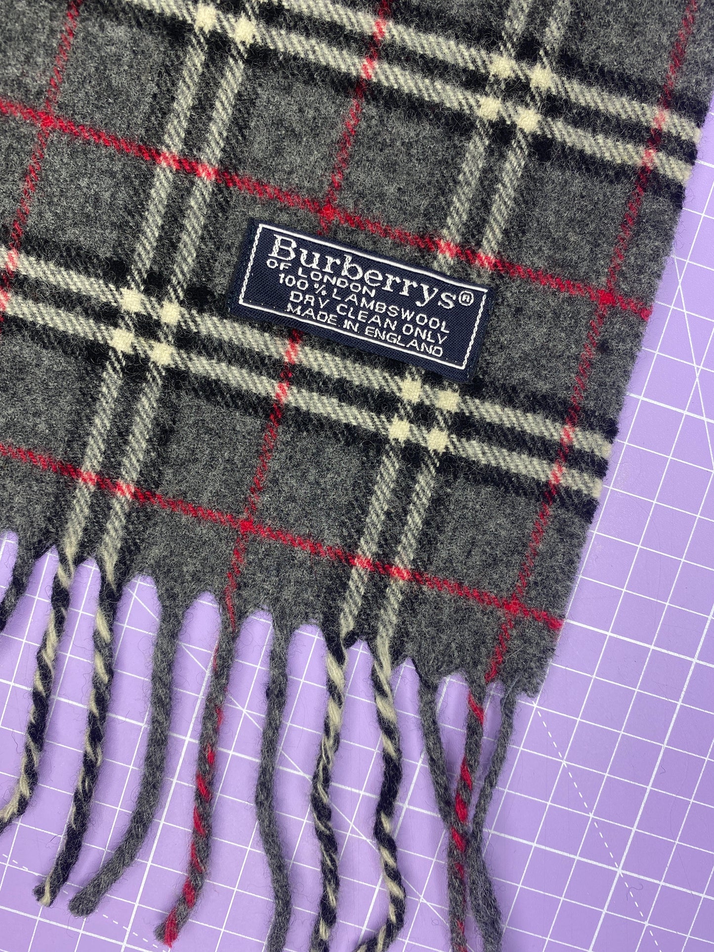 Unisex Burberry Lambswool Scarf Grey Red