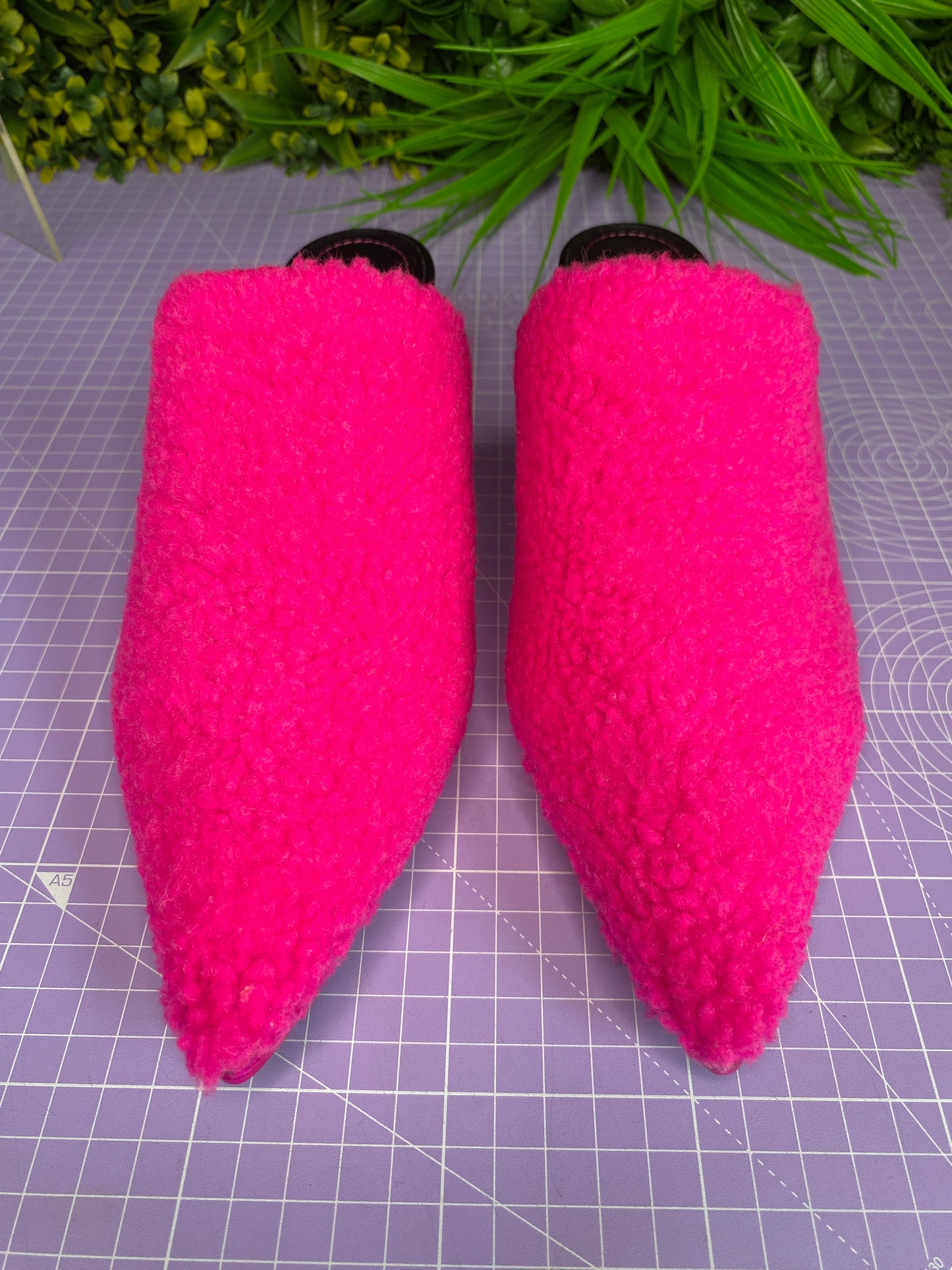 Brand New Neon Pink Shearling Kitten Heels 37/UK 4